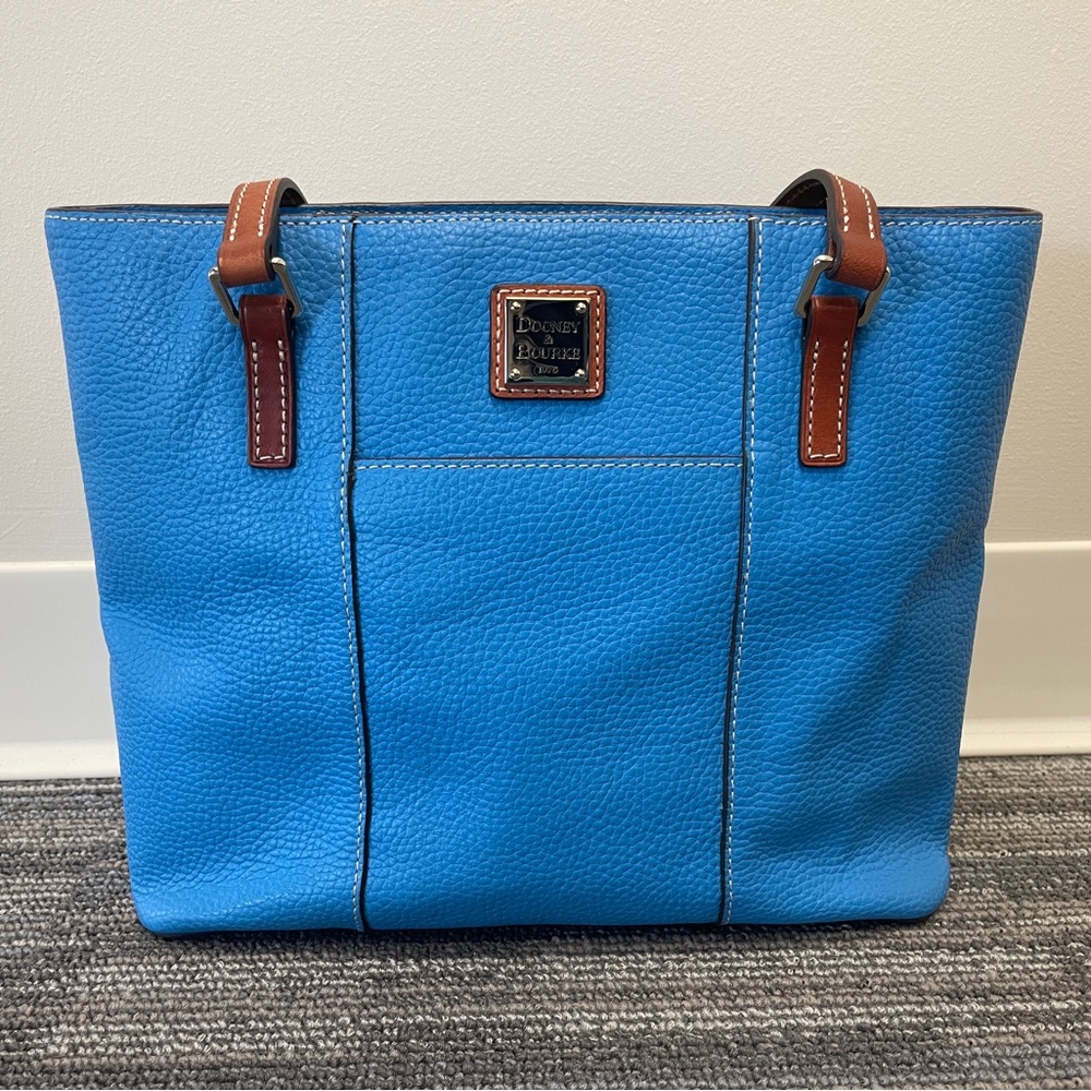 Dooney & Bourke Pebble Grain Leather Handbag 13”x9.5”x4” Medium Blue